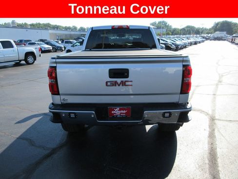 Used 2015 GMC Sierra 1500 SLT w/ Driver Alert Package AWD/4WD image 8