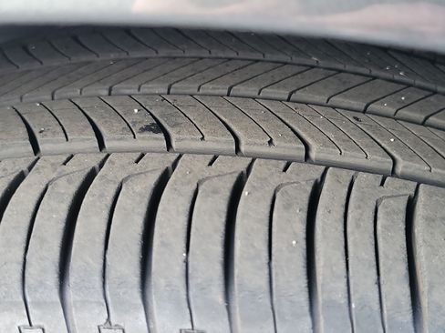 Certified 2025 Hyundai Elantra SEL FWD image 8
