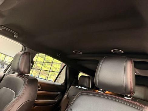 Used 2019 Ford Explorer Sport AWD/4WD image 25