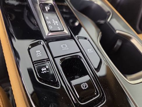 Used 2025 Lexus NX 350h AWD w/ Accessory Package (A2) image 27