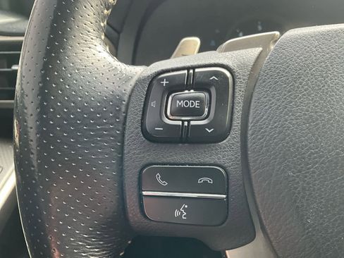 Used 2018 Lexus IS 300 image 23