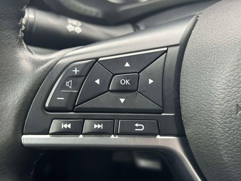 Used 2025 Nissan Sentra SV w/ All-Weather Package FWD image 19