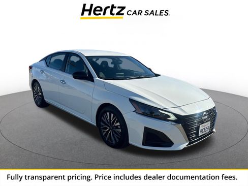 Used 2025 Nissan Altima 2.5 SV FWD image 1