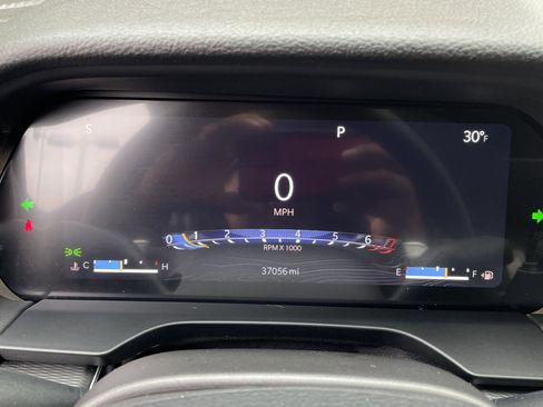 Used 2023 Jeep Grand Cherokee Laredo w/ MOPAR Finishing Package image 8