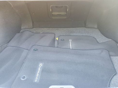 Used 2019 Lexus ES 350 image 23