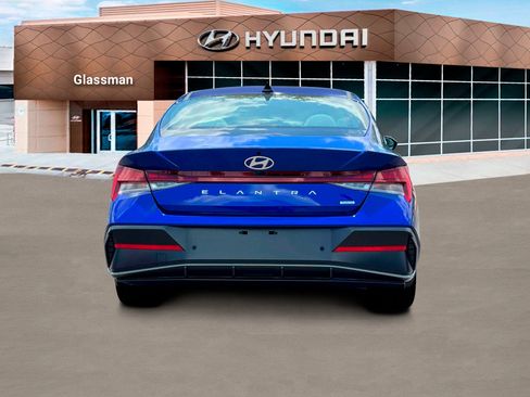 New 2025 Hyundai Elantra Limited w/ Cargo Package image 6