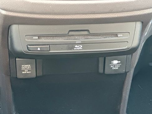 Used 2018 Honda Odyssey Touring image 27