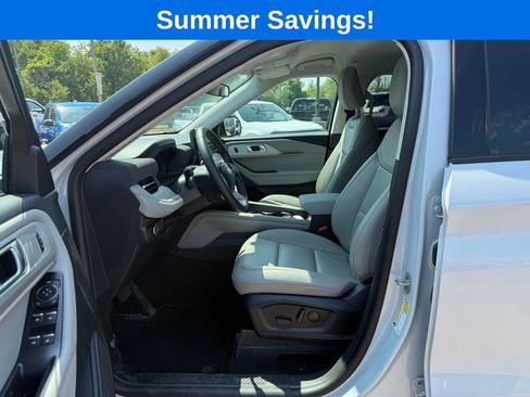 Used 2026 Ford Explorer Active w/ Active Comfort Package AWD/4WD image 22