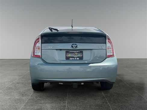 Used 2015 Toyota Prius Two FWD image 5