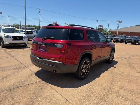 Used 2021 GMC Acadia SLE w/ Elevation Edition FWD image 3