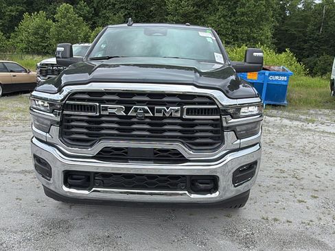 Used 2026 RAM 2500 Big Horn AWD/4WD image 3