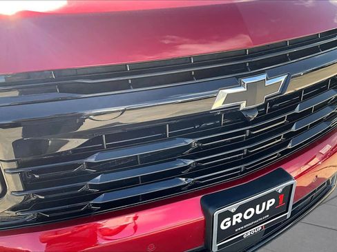 Used 2025 Chevrolet Suburban RST w/ Comfort Package RWD image 30