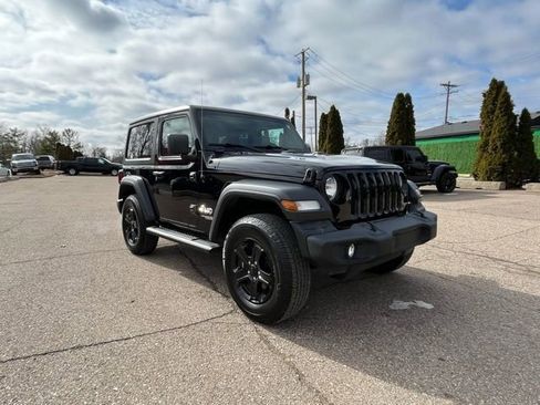 Used 2021 Jeep Wrangler Sport S image 8