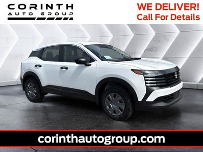 New 2025 Nissan Kicks S