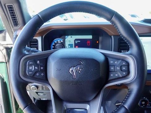 Used 2024 Ford Bronco Outer Banks AWD/4WD image 14