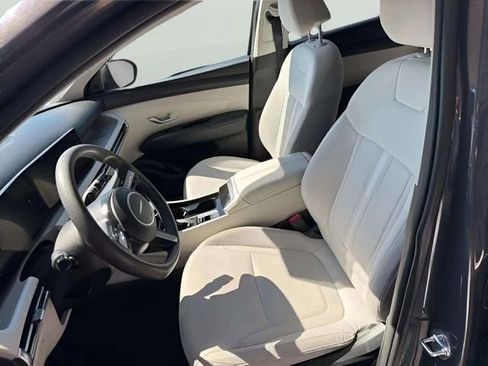 Used 2025 Hyundai Tucson SEL FWD image 10