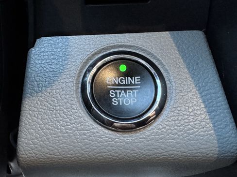 Used 2022 Ford F250 Limited w/ FX4 Off-Road Package AWD/4WD image 21