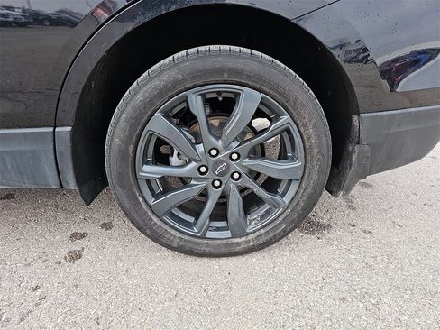 Certified 2023 Chevrolet Equinox RS image 35