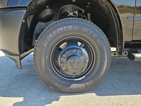 New 2026 RAM 3500 Tradesman image 42