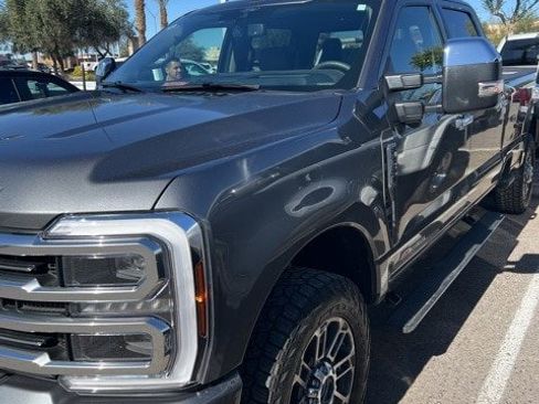 Used 2025 Ford F350 Platinum w/ Platinum Plus Package image 11