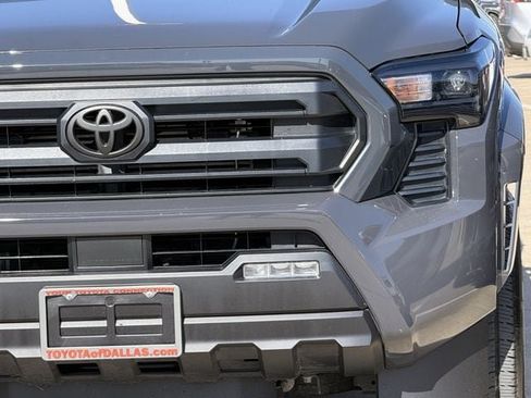 Used 2025 Toyota Tacoma SR5 RWD image 7