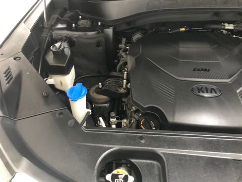 Used 2020 Kia Telluride S w/ S 8 Passenger Seating Package image 45