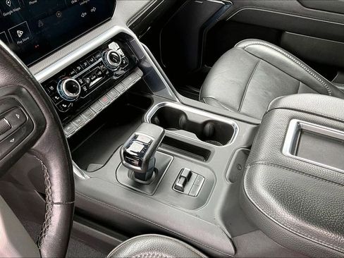 Used 2022 GMC Sierra 1500 Denali AWD/4WD image 17