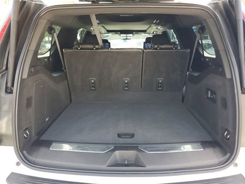 Used 2021 Cadillac Escalade ESV Sport image 9