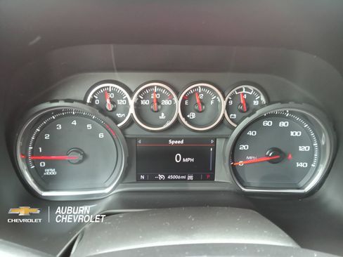 Certified 2022 Chevrolet Suburban LS AWD/4WD image 12