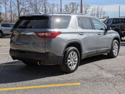 Used 2020 Chevrolet Traverse LT image 7