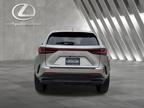 Certified 2024 Lexus NX 250 FWD w/ Premium Package image 8