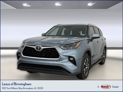 Used 2022 Toyota Highlander XLE