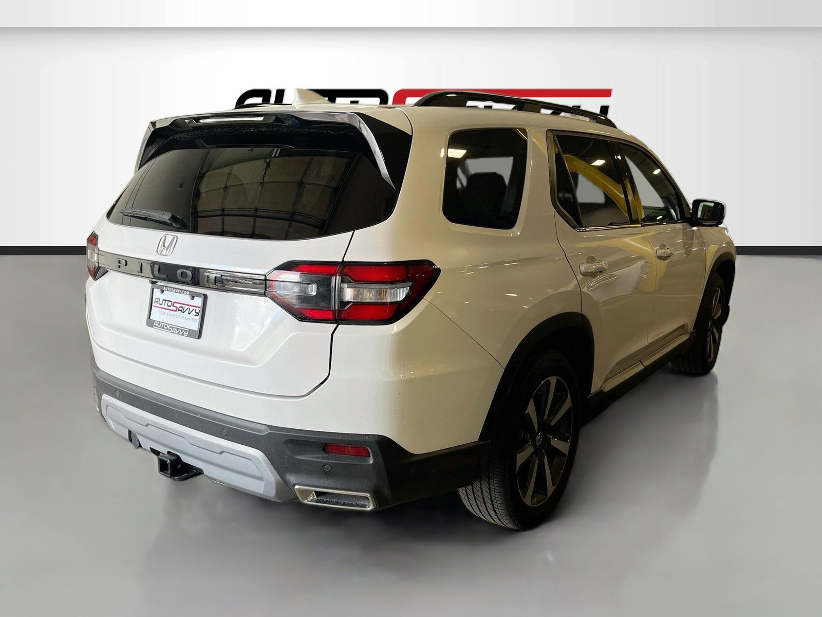 Used 2025 Honda Pilot Elite image 7