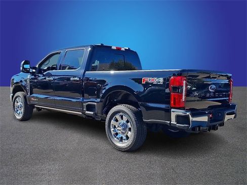 New 2026 Ford F250 Lariat w/ Lariat Ultimate Package image 4