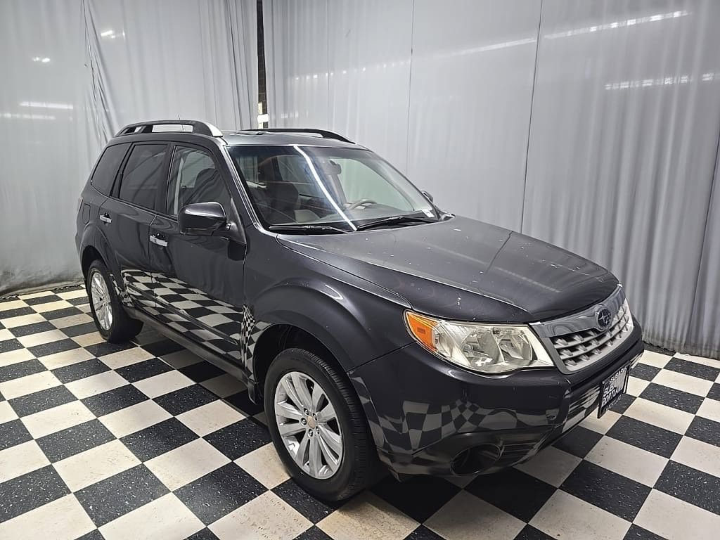 Used 2012 Subaru Forester 2.5X Premium w/ All-Weather Pkg AWD/4WD image 3