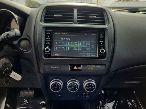 Used 2020 Mitsubishi Outlander Sport ES image 15