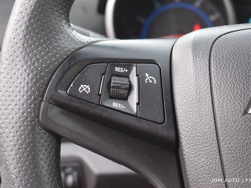Used 2015 Chevrolet Cruze LT w/ Sun And Sound Package FWD image 21