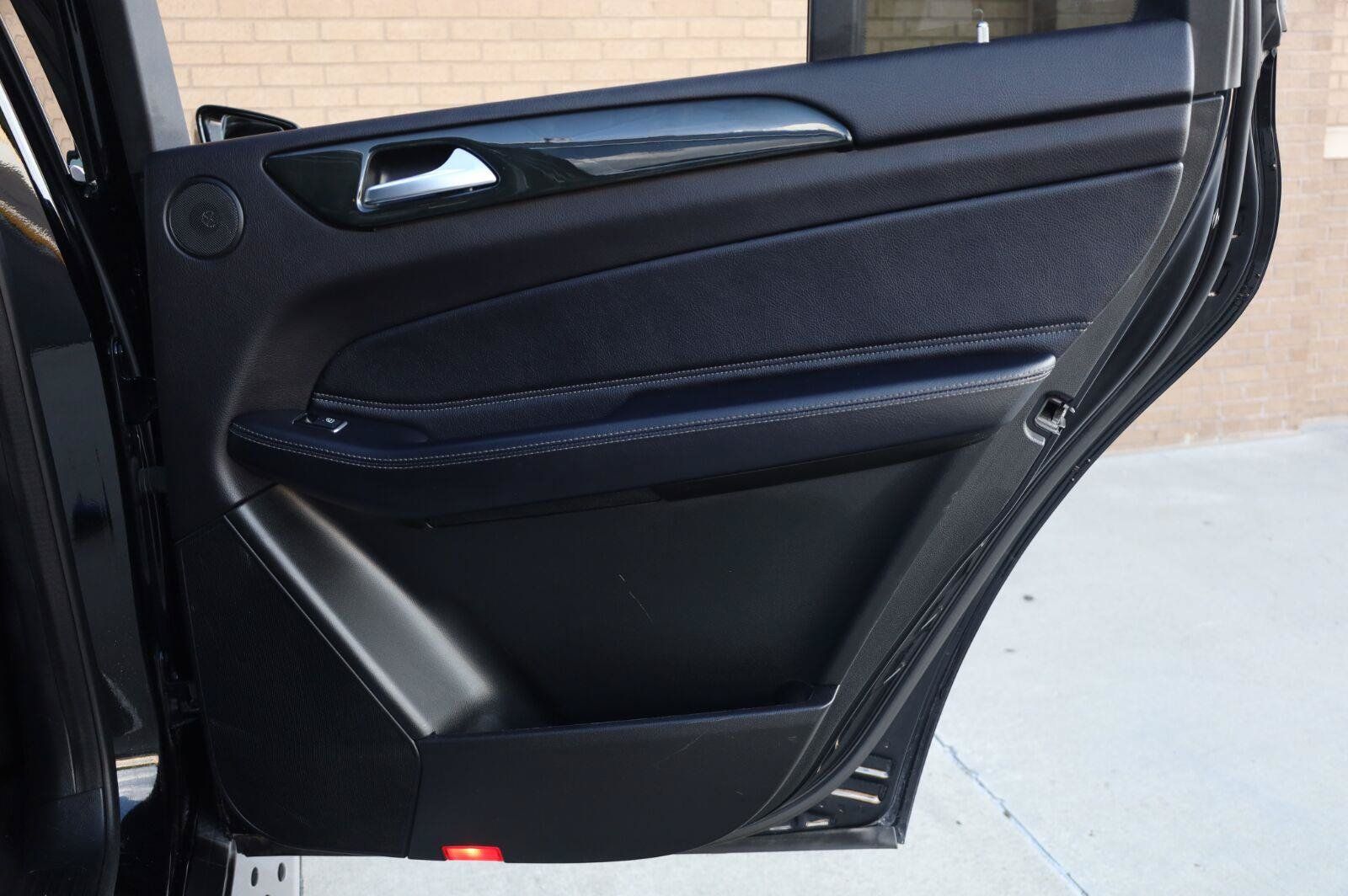 Used 2017 Mercedes-Benz GLS 450 4MATIC image 22