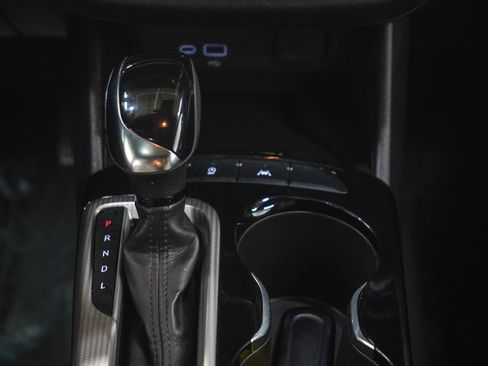 Used 2024 Buick Envista Avenir FWD image 19