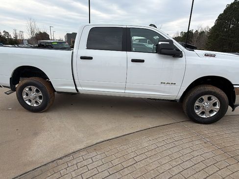 Used 2025 RAM 2500 Big Horn image 7
