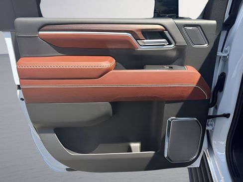 New 2026 GMC Sierra 3500 Denali Ultimate AWD/4WD image 31