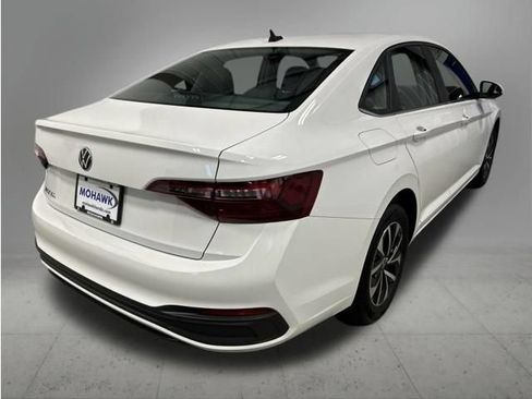 Used 2023 Volkswagen Jetta S FWD image 5
