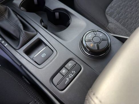 Used 2025 Ford Ranger XLT w/ FX4 Off-Road Package image 33