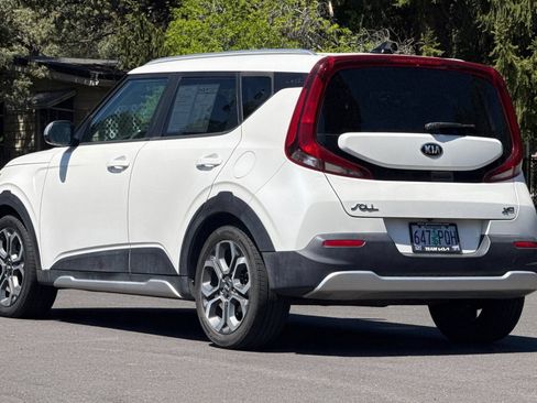 Used 2020 Kia Soul X-Line FWD image 6