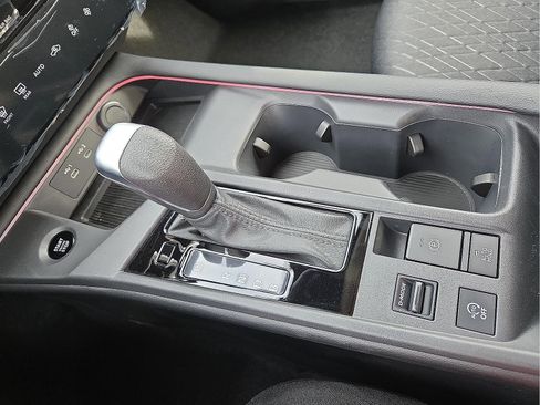 New 2026 Nissan Sentra SV w/ SV Convenience Package FWD image 25