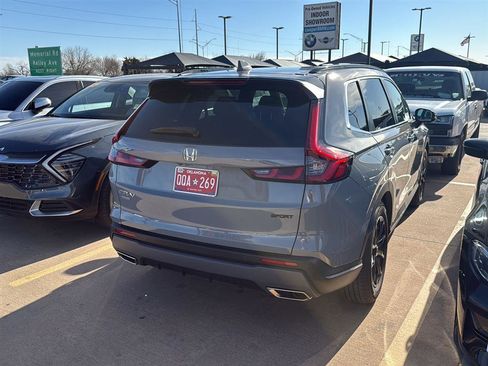 Used 2025 Honda CR-V Sport-L image 9