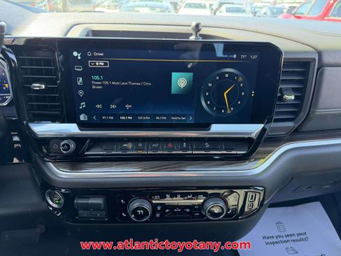 Used 2022 Chevrolet Silverado 1500 RST AWD/4WD image 25