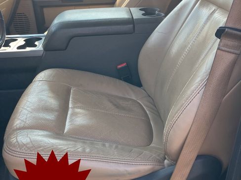 Used 2012 Ford F250 Lariat w/ Lariat Ultimate Pkg image 2