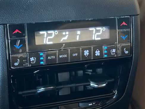 New 2026 Jeep Grand Cherokee L Summit w/ Obsidian Package AWD/4WD image 56