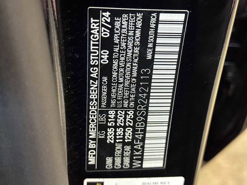Used 2025 Mercedes-Benz C 300 4MATIC Sedan image 33